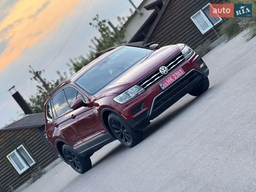 Авто Volkswagen Tiguan 2017 № 7879568