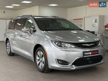 Авто Chrysler Pacifica 2017 № 7879648