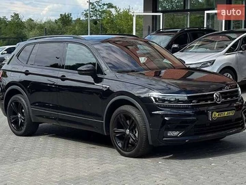 Авто Volkswagen Tiguan 2021 № 7879681