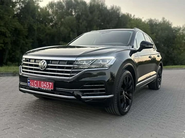 Авто Volkswagen Touareg 2019 № 7879695