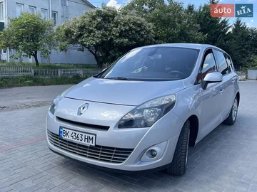 Авто Renault Grand Scenic 2010 № 7879917