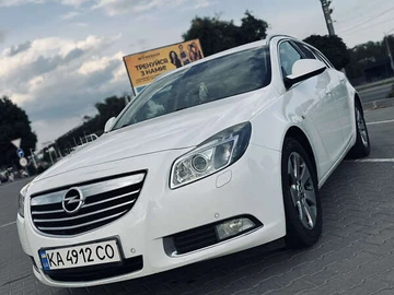 Авто Opel Insignia 2010 № 7879941