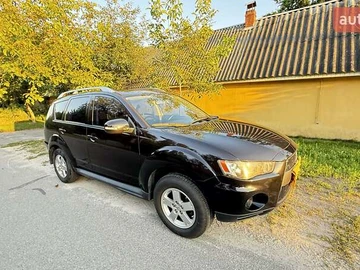 Авто Mitsubishi Outlander Xl 2010 № 7880051