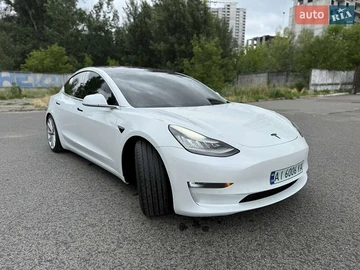 Авто Tesla Model 3 2018 № 7880125