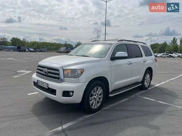 Авто Toyota Sequoia 2010 № 7880222