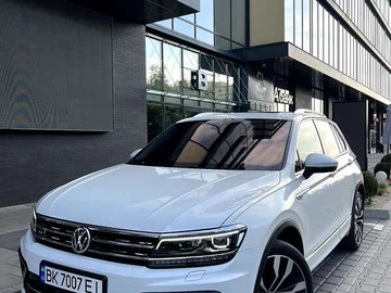Авто Volkswagen Tiguan 2017 № 7880256