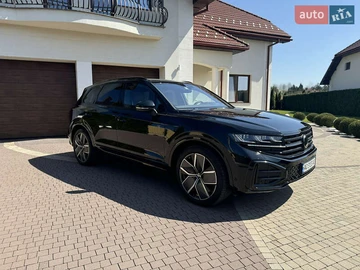 Авто Volkswagen Touareg 2024 № 7880291