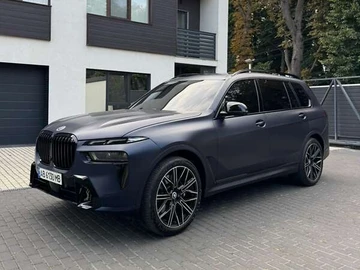 Авто BMW X7 2022 № 7880292