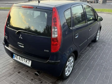 Авто Mitsubishi Colt 2006 № 7880329