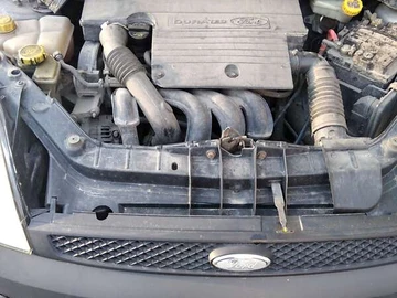 Авто Ford Fiesta 2005 № 7880343