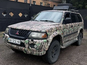 Авто Mitsubishi Pajero 2002 № 7880476