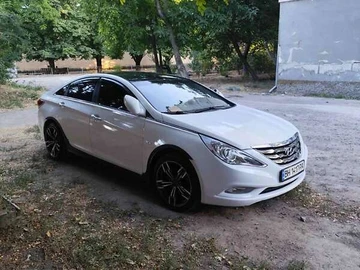 Авто Hyundai Sonata 2010 № 7880504