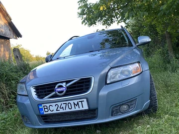 Авто Volvo V50 2011 № 7880508