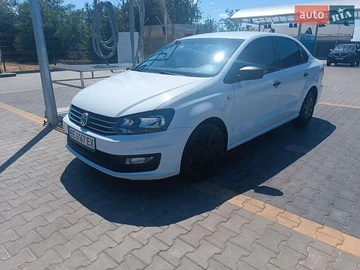 Авто Volkswagen Polo 2017 № 7880628