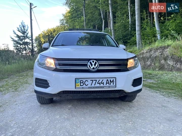Авто Volkswagen Tiguan 2012 № 7880644