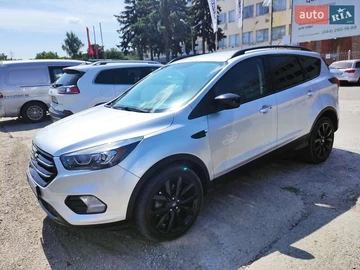 Авто Ford Escape 2019 № 7880746
