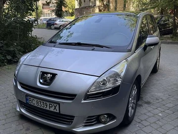 Авто Peugeot 5008 2010 № 7880863