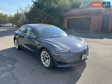 Авто Tesla Model 3 2020 № 7880886