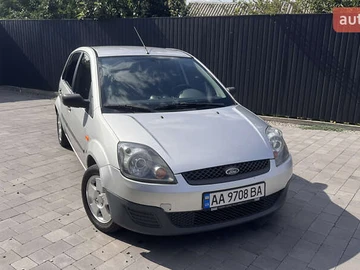 Авто Ford Fiesta 2005 № 7880968