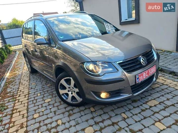 Авто Volkswagen Cross Touran 2010 № 7880990