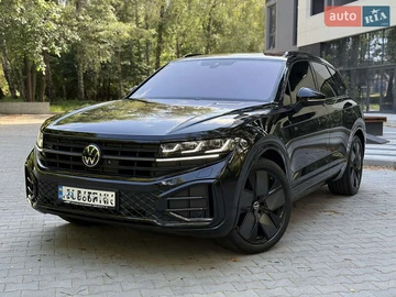 Авто Volkswagen Touareg 2024 № 7881048