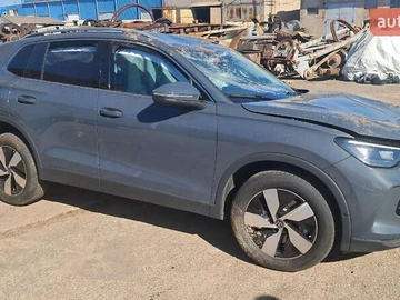 Авто Volkswagen Tiguan 2025 № 7881195