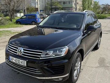 Авто Volkswagen Touareg 2015 № 7881199