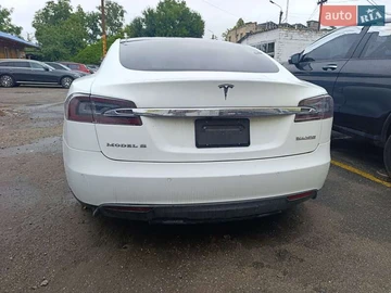 Авто Tesla Model S 2015 № 7881348