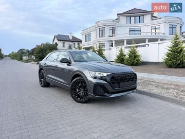 Авто Audi Q8 2025 № 7881504