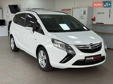 Авто Opel Zafira Tourer 2015 № 7881664