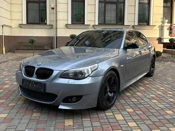 Авто BMW 5 Series 2004 № 7881685
