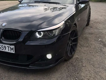 Авто BMW 5 Series 2003 № 7881726