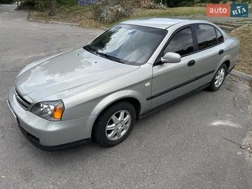Авто Chevrolet Evanda 2005 № 7881950