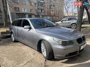 Авто BMW 5 Series 2004 № 7882096