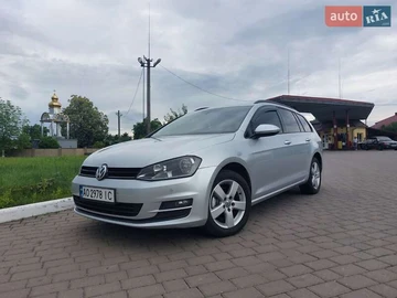 Авто Volkswagen Golf 2013 № 7882177