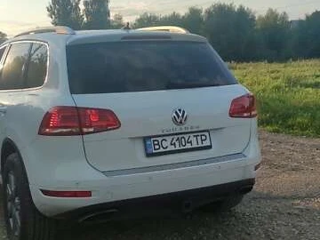 Авто Volkswagen Touareg 2012 № 7882283