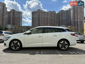Авто Renault Megane 2019 № 7882285