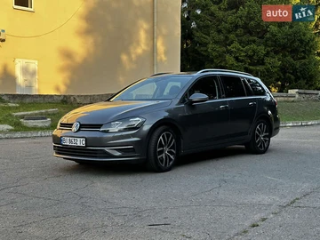 Авто Volkswagen Golf 2017 № 7882291