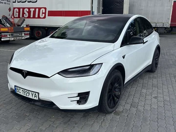 Авто Tesla Model X 2016 № 7882319