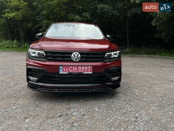 Авто Volkswagen Tiguan 2020 № 7882335