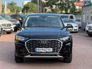 Авто Audi Q5 2021 № 7882364