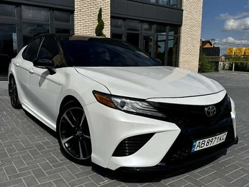 Авто Toyota Camry 2018 № 7882378