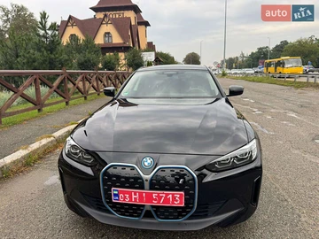 Авто BMW I4 2023 № 7882404