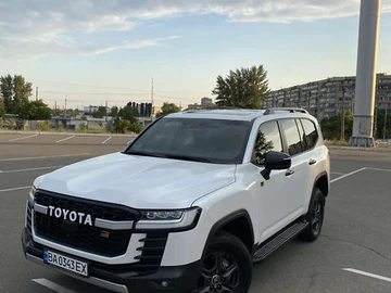 Авто Toyota Land Cruiser 2022 № 7882422