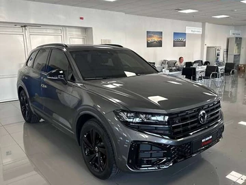 Авто Volkswagen Touareg 2024 № 7882425