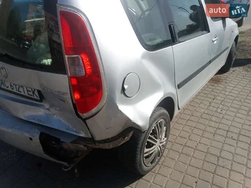 Авто Skoda Roomster 2008 № 7882444