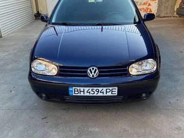 Авто Volkswagen Golf 2000 № 7882478