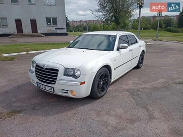 Авто Chrysler 300C 2005 № 7882546
