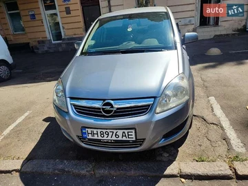 Авто Opel Zafira 2010 № 7882586