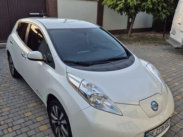 Авто Nissan Leaf 2015 № 7882608